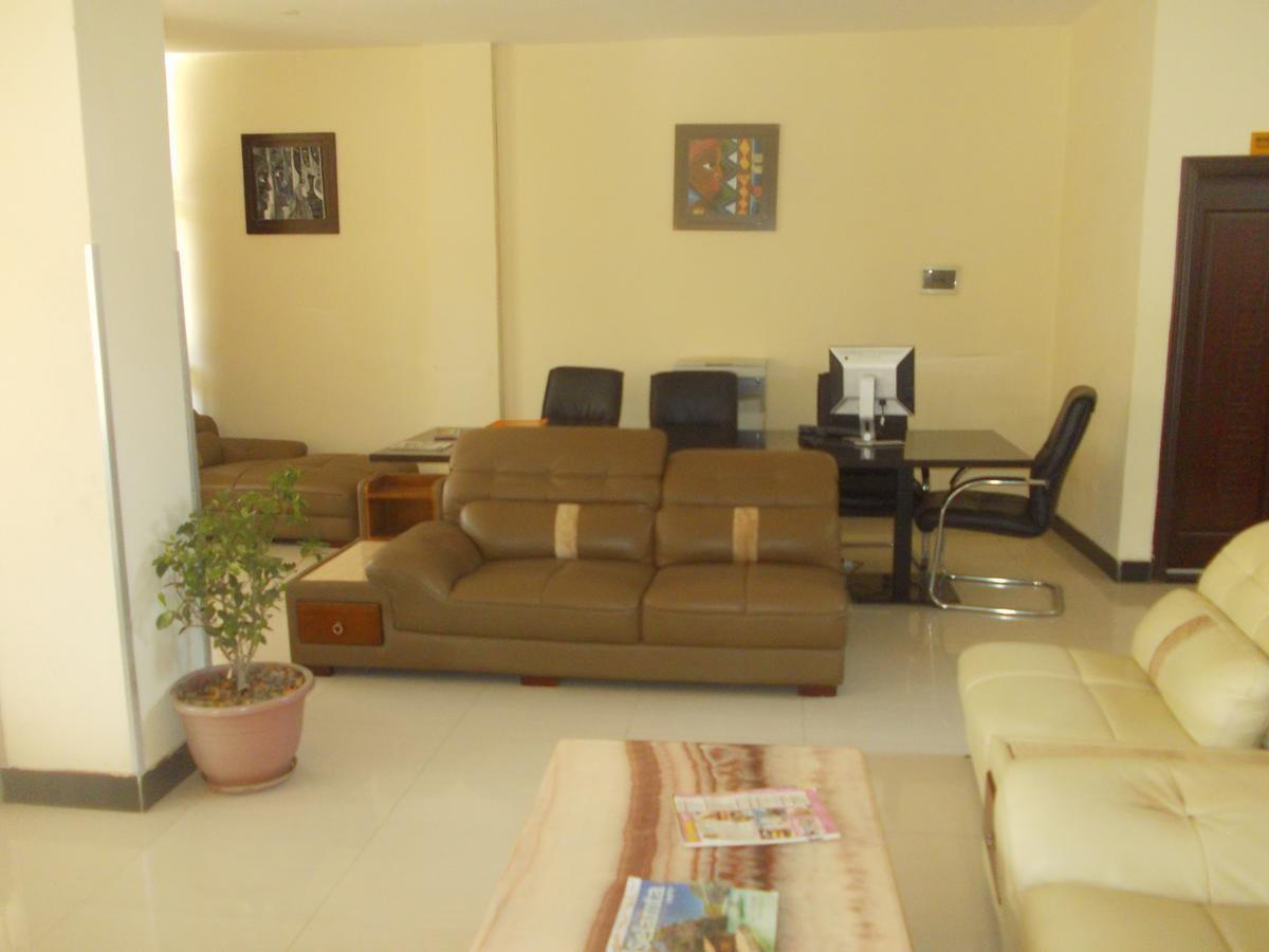 Asinuara Hotel Bahir Dar Buitenkant foto