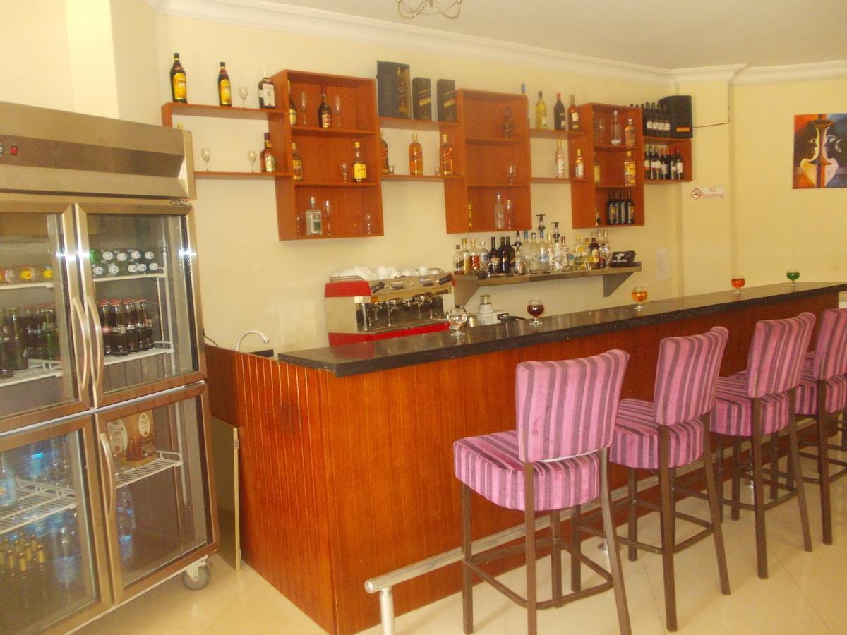 Asinuara Hotel Bahir Dar Buitenkant foto