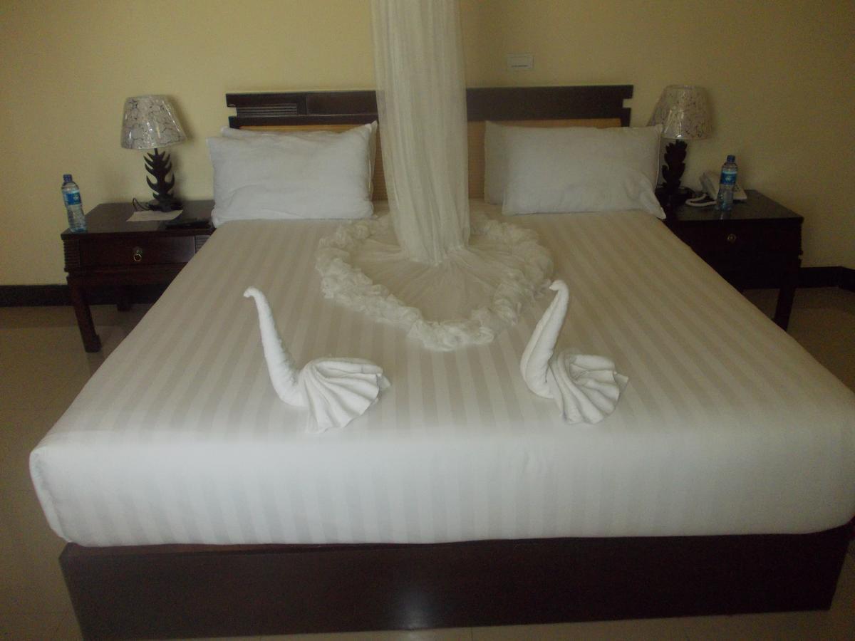 Asinuara Hotel Bahir Dar Buitenkant foto