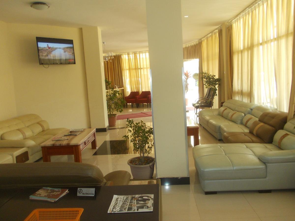 Asinuara Hotel Bahir Dar Buitenkant foto