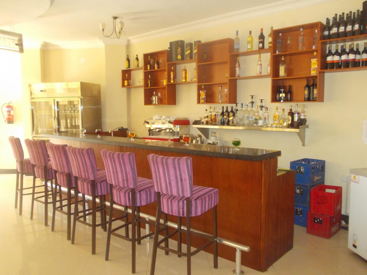 Asinuara Hotel Bahir Dar Buitenkant foto
