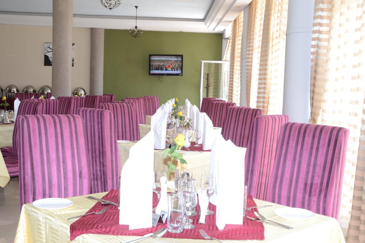 Asinuara Hotel Bahir Dar Buitenkant foto