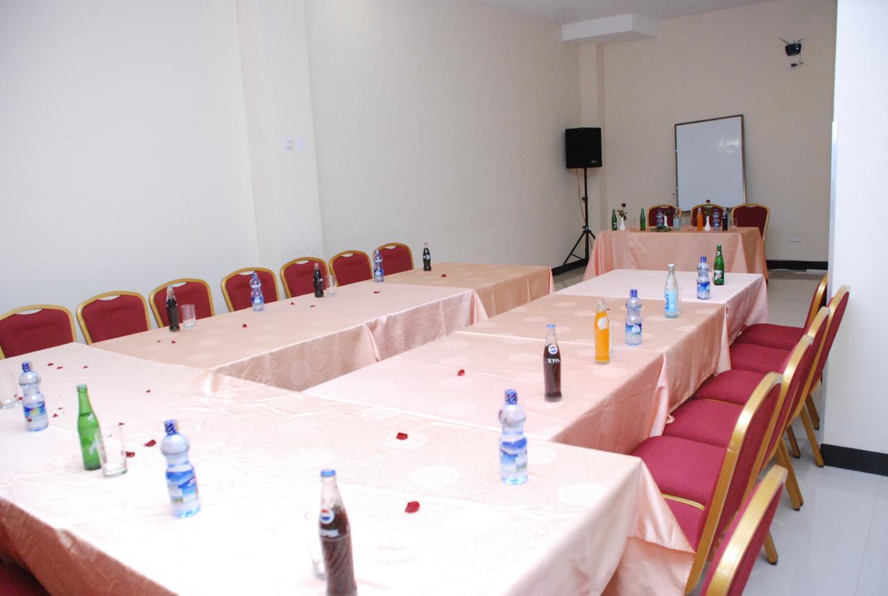 Asinuara Hotel Bahir Dar Buitenkant foto