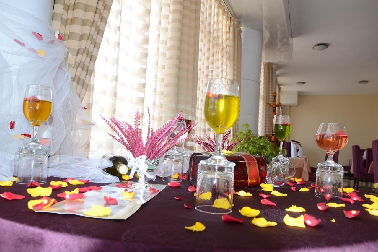 Asinuara Hotel Bahir Dar Buitenkant foto