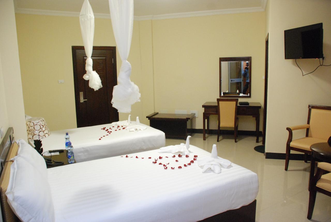 Asinuara Hotel Bahir Dar Buitenkant foto