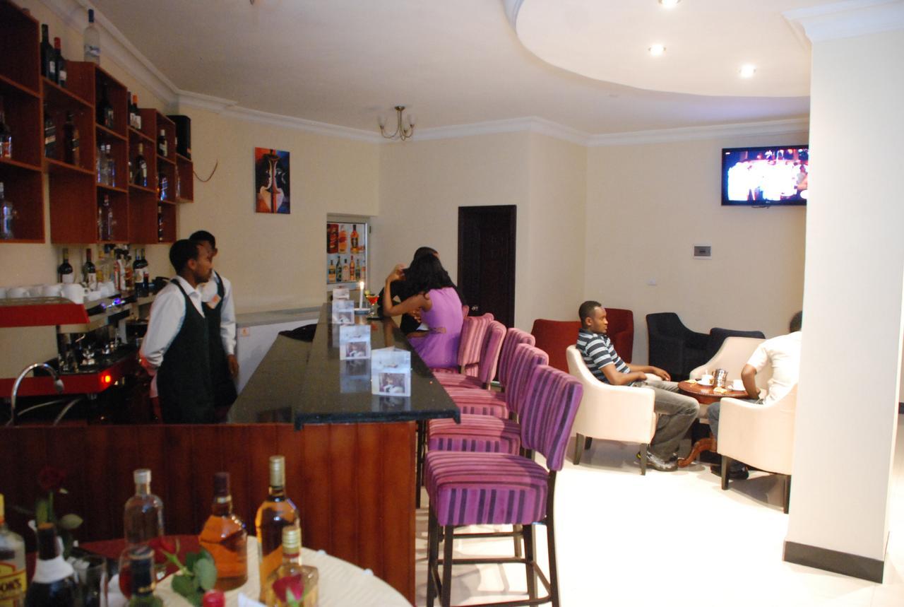 Asinuara Hotel Bahir Dar Buitenkant foto