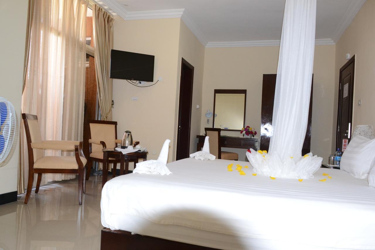 Asinuara Hotel Bahir Dar Buitenkant foto