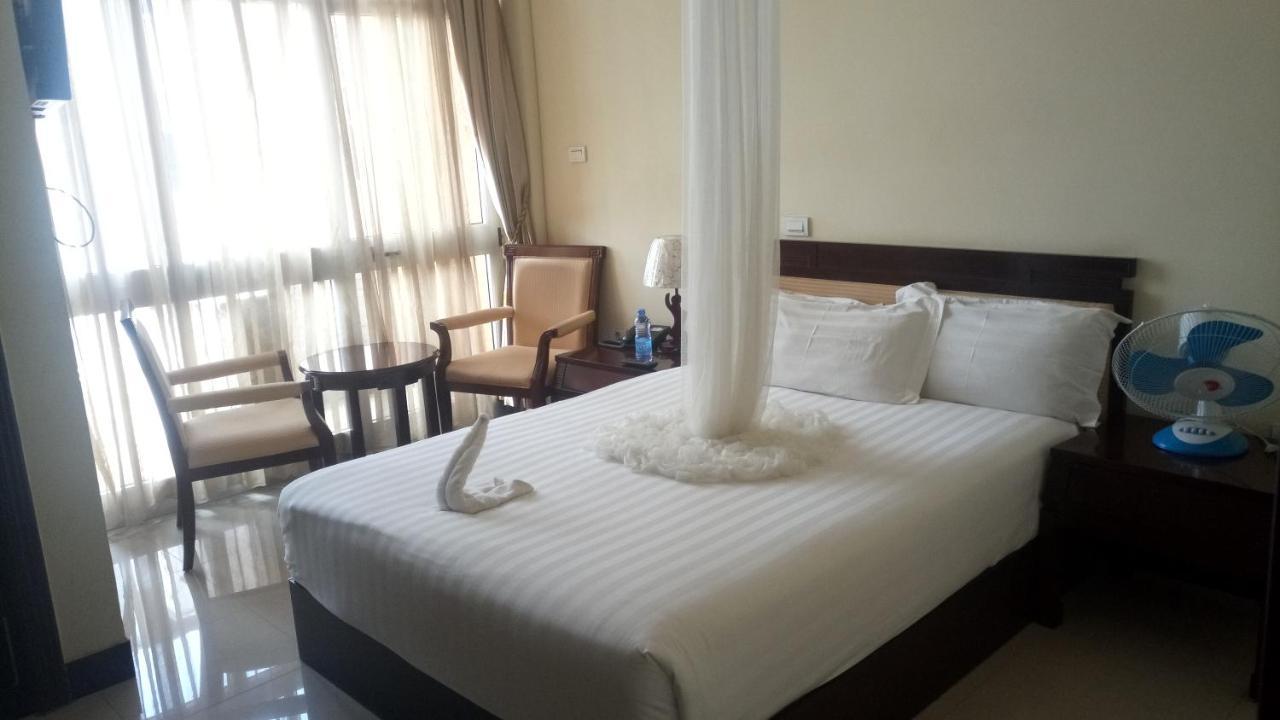 Asinuara Hotel Bahir Dar Buitenkant foto